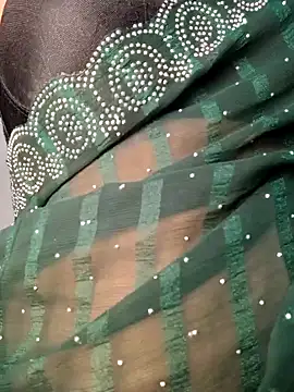 Snapshot of Raat_ki_rani_ chatting on 02-09-25, 10:31 Raat ki rani  online show from 02-09-25, 10:31