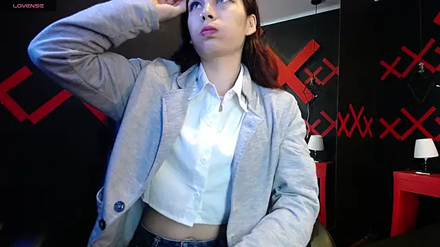 Snapshot of _yuyi chatting on 03-10-25, 11:12  yuyi online show from 03-10-25, 11:12