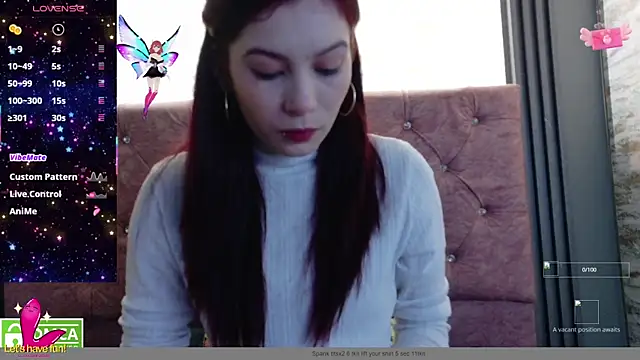 Snapshot of _yuyi chatting on 10-21-25, 12:37  yuyi online show from 10-21-25, 12:37