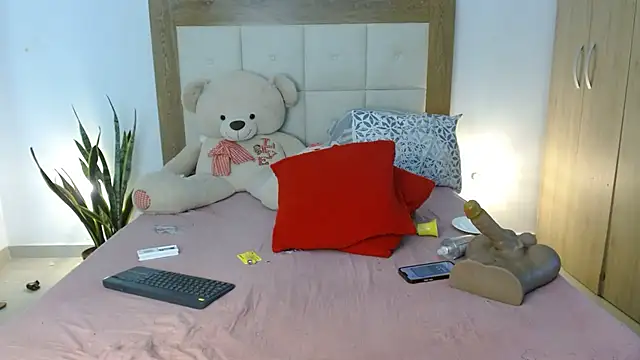Snapshot of HELLEN_SWEET6 chatting on 03-10-25, 11:16 HELLEN SWEET6 online show from 03-10-25, 11:16