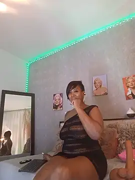 Snapshot of nahiarapalmer19 chatting on 10-26-25, 04:40 nahiarapalmer19 online show from 10-26-25, 04:40
