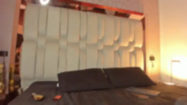 Isa Little Star online show from 01-09-26, 04:41