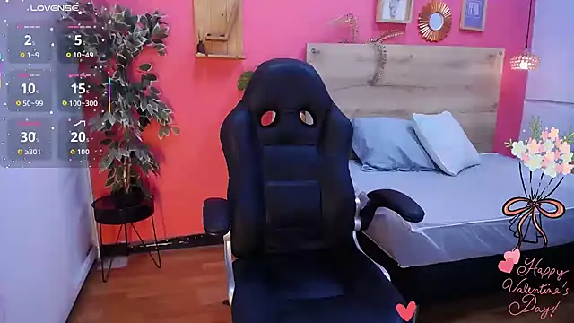 scarlet-foox online show from 09-20-25, 11:37