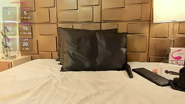 NaomyRivera online show from 07-12-26, 12:50