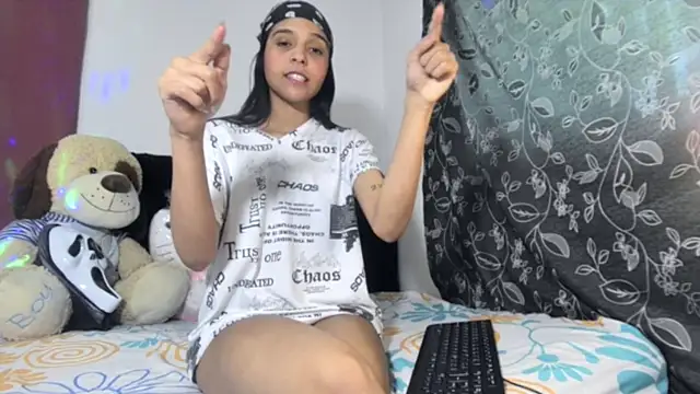 Michi sexy online show from 11-04-25, 01:37