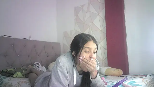 Snapshot of Michi_sexy chatting on 03-15-25, 07:48 Michi sexy online show from 03-15-25, 07:48