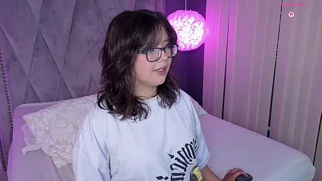 missy taylor  online show from 09-08-25, 08:52