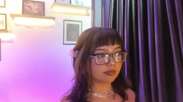 Snapshot of missy_taylor_ chatting on 05-22-26, 12:41 missy taylor online show from 05-22-26, 12:41