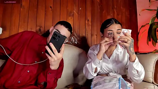 Snapshot of Hot_Teens69 chatting on 02-11-26, 03:17 Hot Teens69 online show from 02-11-26, 03:17