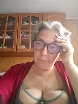 Snapshot of IrinaSweet54 chatting on 11-18-25, 08:50 IrinaSweet54 online show from 11-18-25, 08:50