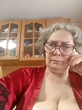 Snapshot of IrinaSweet54 chatting on 05-16-26, 07:29 IrinaSweet54 online show from 05-16-26, 07:29