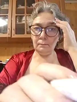 Snapshot of IrinaSweet54 chatting on 11-27-25, 07:53 IrinaSweet54 online show from 11-27-25, 07:53