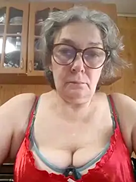 Snapshot of IrinaSweet54 chatting on 05-07-26, 07:23 IrinaSweet54 online show from 05-07-26, 07:23