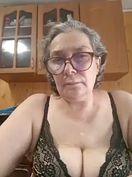 IrinaSweet54 online show from 06-29-26, 09:38