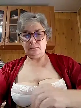 IrinaSweet54 online show from 09-25-25, 06:52
