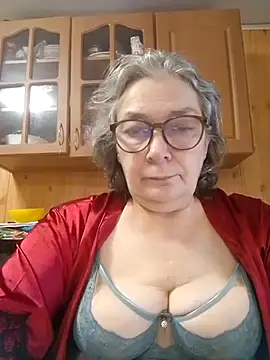 IrinaSweet54 online show from 07-28-26, 06:43