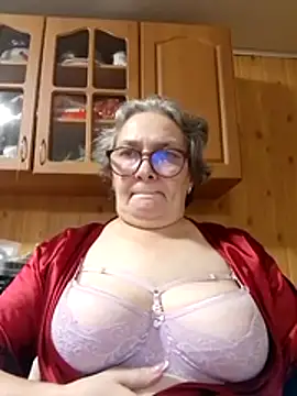 Snapshot of IrinaSweet54 chatting on 11-11-25, 08:14 IrinaSweet54 online show from 11-11-25, 08:14