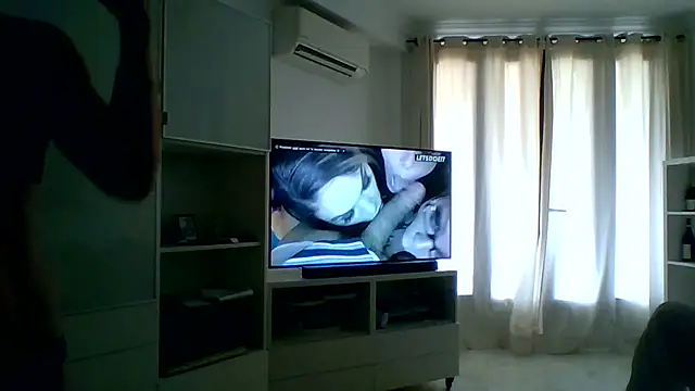 Snapshot of bobotatto chatting on 07-18-26, 09:40 bobotatto online show from 07-18-26, 09:40