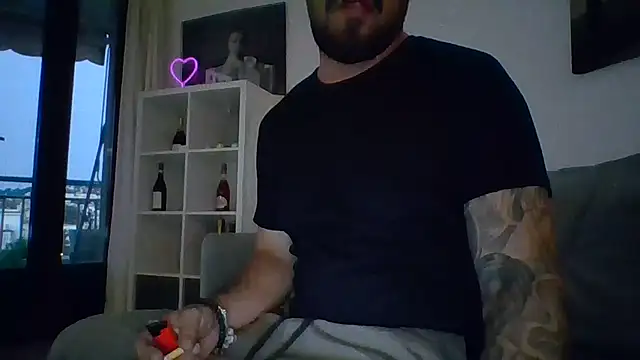 Snapshot of bobotatto chatting on 08-01-26, 04:32 bobotatto online show from 08-01-26, 04:32