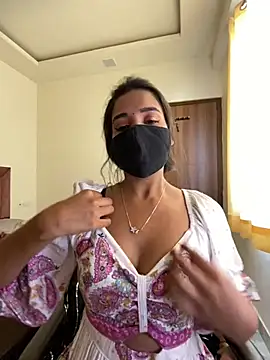 miss lina online show from 02-15-25, 04:58