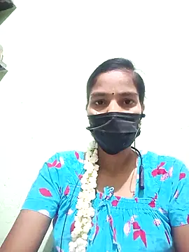 Snapshot of anusiya01 chatting on 03-17-25, 01:39 anusiya01 online show from 03-17-25, 01:39