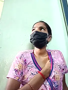 Snapshot of anusiya01 chatting on 03-11-25, 04:51 anusiya01 online show from 03-11-25, 04:51