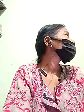 Snapshot of anusiya01 chatting on 03-01-25, 04:54 anusiya01 online show from 03-01-25, 04:54