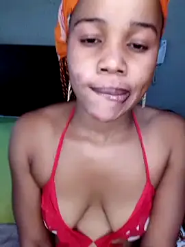 Snapshot of cattallinna98 chatting on 12-05-24, 01:01 cattallinna98 online show from 12-05-24, 01:01