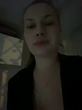 Snapshot of Ariell_Margot_ chatting on 03-09-25, 10:19 Ariell Margot  online show from 03-09-25, 10:19