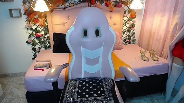 ElizabethSweet  online show from 11-01-25, 07:30