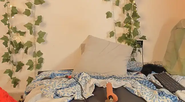 Snapshot of Cataleya19__ chatting on 03-11-25, 04:29 Cataleya19 online show from 03-11-25, 04:29