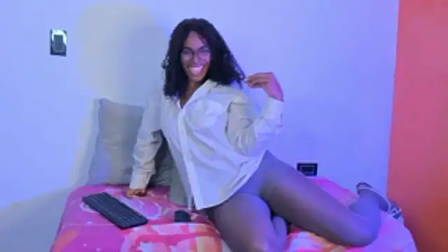 Snapshot of Cataleya19__ chatting on 05-29-26, 10:32 Cataleya19 online show from 05-29-26, 10:32
