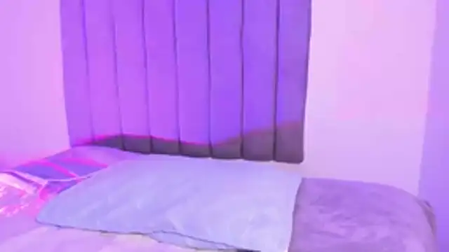 sarah  bigboobs online show from 12-04-25, 07:18