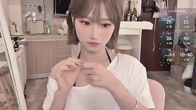 -XunMengLong- online show from 03-05-25, 05:08