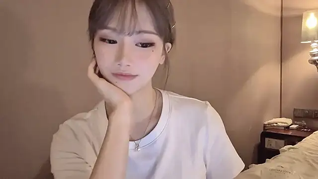 -XunMengLong- online show from 12-17-25, 04:34