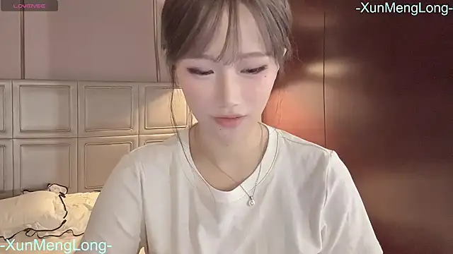 -XunMengLong- online show from 01-05-26, 05:27