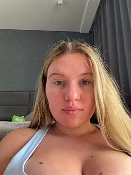 cutegirlonline29 online show from 06-30-26, 10:59