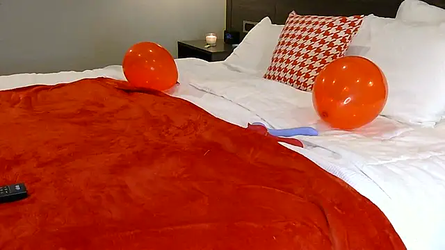 Sexyhottpunani online show from 12-13-25, 11:22