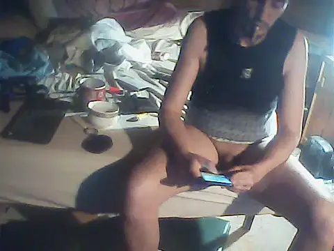 HOTMENVERYHOT online show from 06-04-26, 09:19
