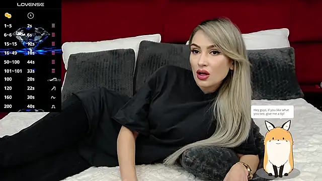 Snapshot of MinnieMe chatting on 09-26-25, 07:10 MinnieMe online show from 09-26-25, 07:10