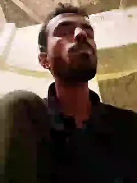 Snapshot of MDROBEL007 chatting on 01-22-25, 05:38 MDROBEL007 online show from 01-22-25, 05:38