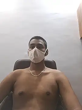 brownguy1234 online show from 10-27-25, 05:58