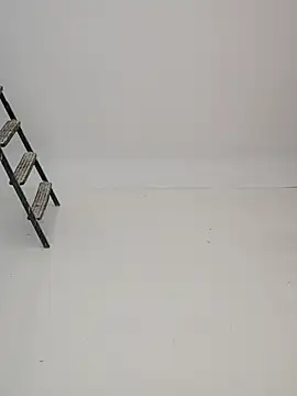 Snapshot of YourSuperModel chatting on 09-18-25, 10:29 YourSuperModel online show from 09-18-25, 10:29