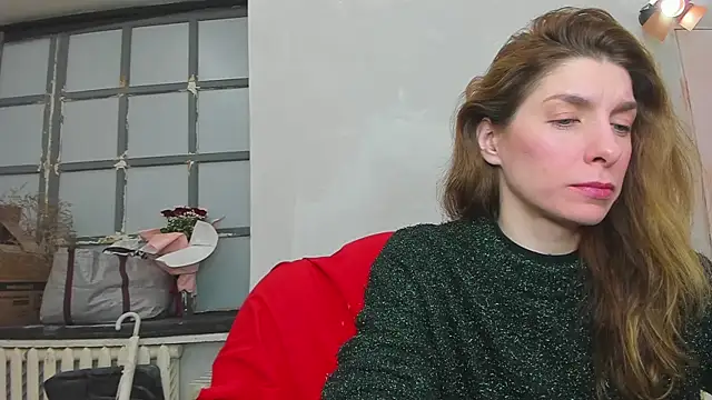 Snapshot of YourSuperModel chatting on 02-15-25, 03:17 YourSuperModel online show from 02-15-25, 03:17