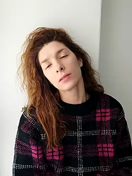 YourSuperModel online show from 11-02-25, 06:29