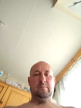 Snapshot of intx800 chatting on 03-27-26, 01:56 intx800 online show from 03-27-26, 01:56