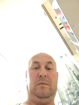 Snapshot of intx800 chatting on 04-25-26, 03:42 intx800 online show from 04-25-26, 03:42