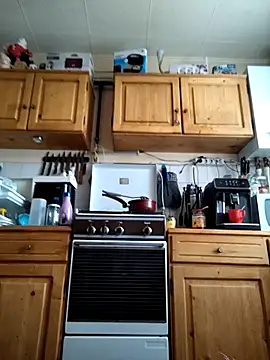 Snapshot of intx800 chatting on 03-25-26, 02:16 intx800 online show from 03-25-26, 02:16