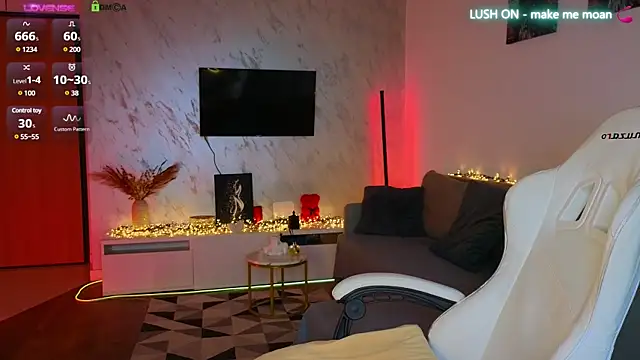 tina akira online show from 03-16-25, 06:12