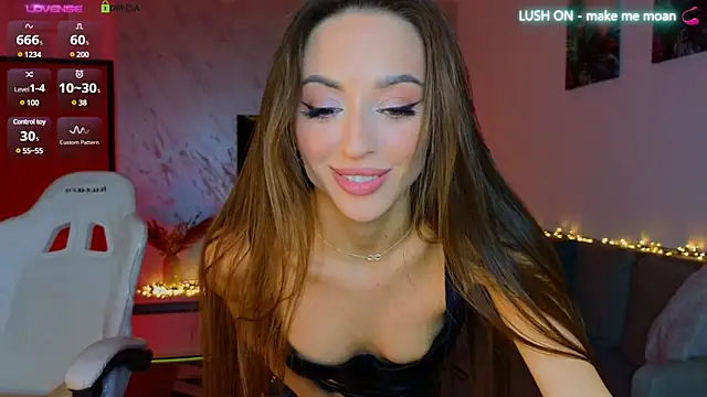 tina akira online show from 03-18-25, 04:39